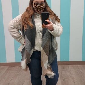 maurices- grey mock neck sweater